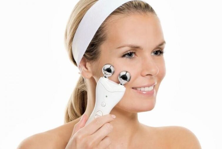 Facial vibration massager