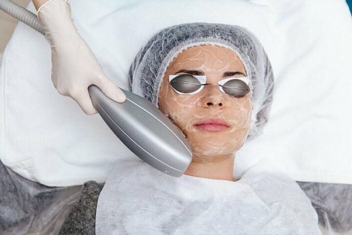 Anti-aging facial photorejuvenation treatment