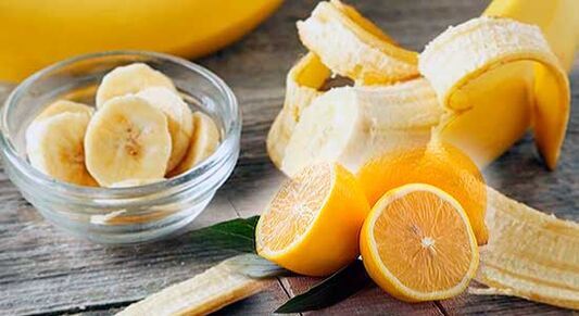 Banana and lemon for skin rejuvenation